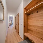 Penthouse In Brixental 아파트 브릭센임탈